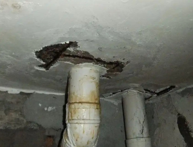 乌鲁木齐卫生间漏水维修公司浅析乌鲁木齐卫生间渗水维修的方法